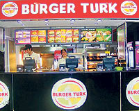 İşadamı Fuat Yalvaç, Fast Food Sektöründe