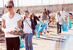 Uluslararası Kıyı Temizleme Günü