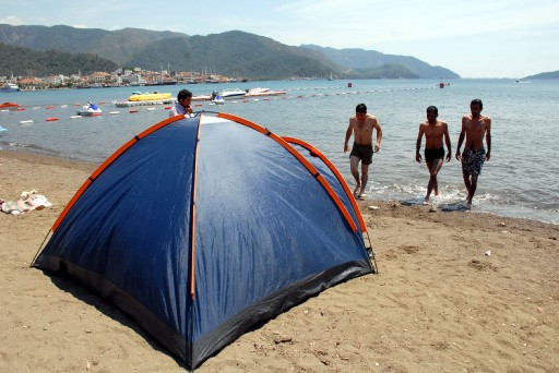 Marmaris'te Sahile Sauna Çadır