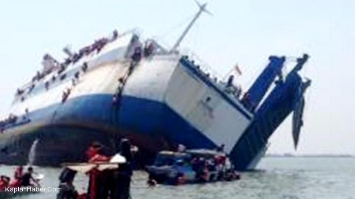 Endonezya&#039;da feribot alabora oldu, yolcular ve mürettebat kurtarıldı