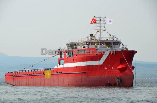 Gelibolu Tersanesi'nde Denize İndirildi