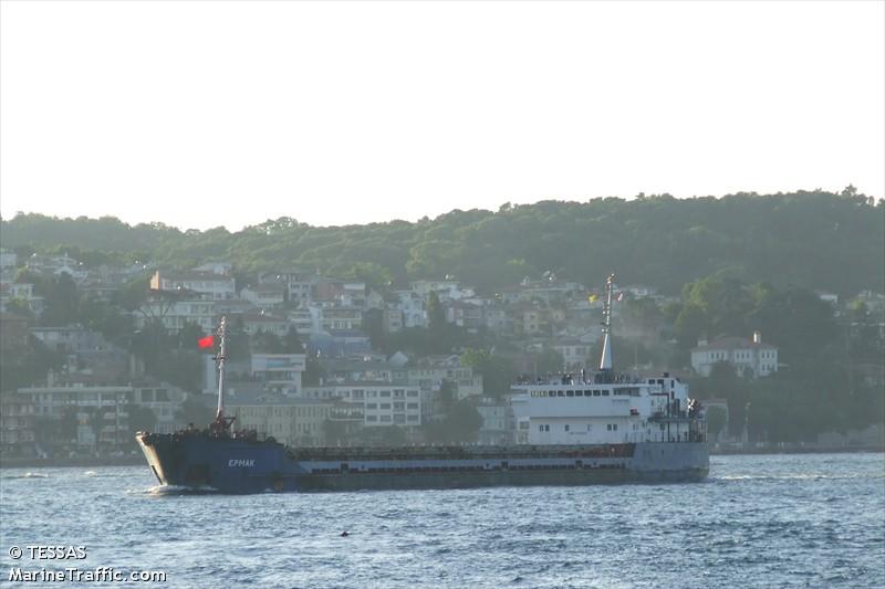 Rus Kaptan Boğazı Geçerken Öldü