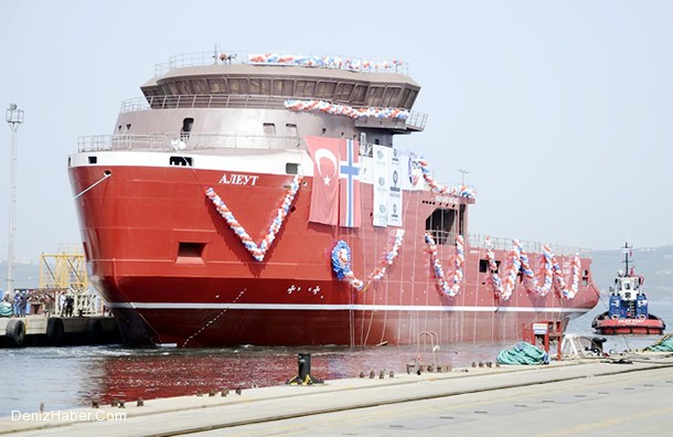 Cemre Tersanesi buzkıran gemisini denize indirdi