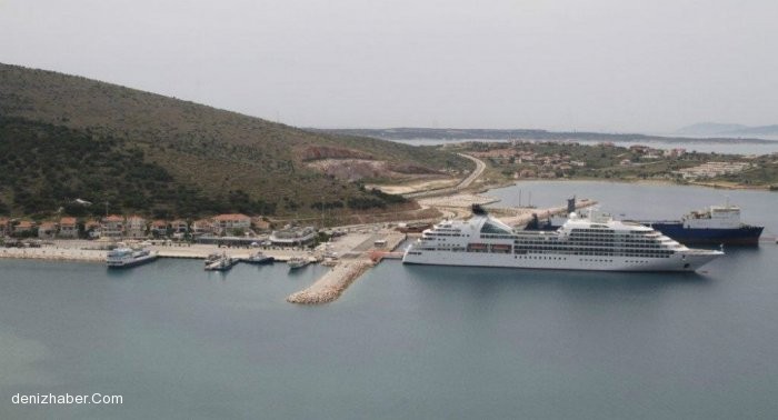 Çeşme Limanından İthalat ve İhracat Arttı