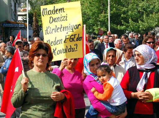 Balık Çiftliklerine Hayır Mitingi