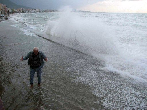 Çanakkale&#039;de Şiddetli Lodos Etkili