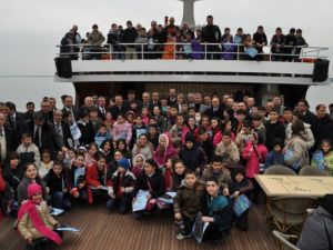 Çocuklar Samsun'u Denizden Seyretti