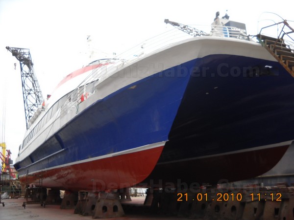 &quot;Conkbayırı&quot; Gemisine Çevreci Boya