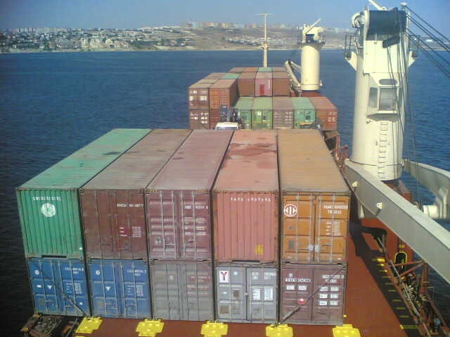 Dış ticaret performansı devam