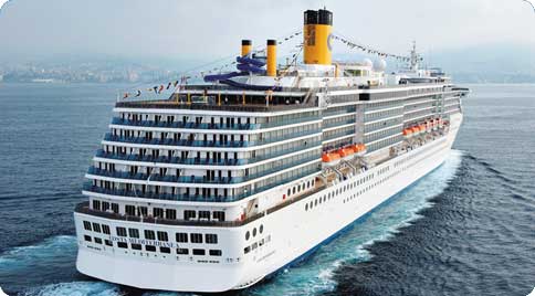 5 Yıldızlı Gemi Alanya'ya Demir Attı