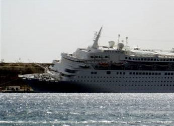 &quot;Costa Europa&quot; Rıhtıma Bindirdi, 3 Ölü Var