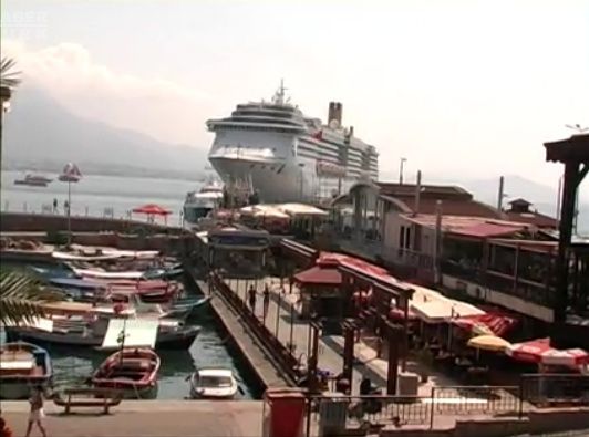 16 Katlı Lüks Kruvaziyer Alanya'da