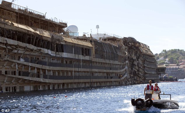 &quot;Costa Concordia İzmir&#039;de sökülecek&quot;