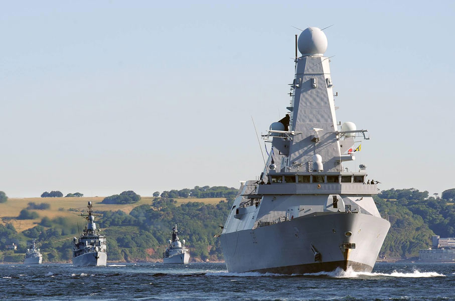 Yüzen radar Hürmüz'e gidiyor