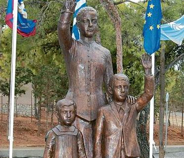 Denizci Eşleri İçin Uluslararası Anıt