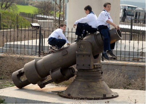 Çanakkale'ye Miniklerden Ziyaret