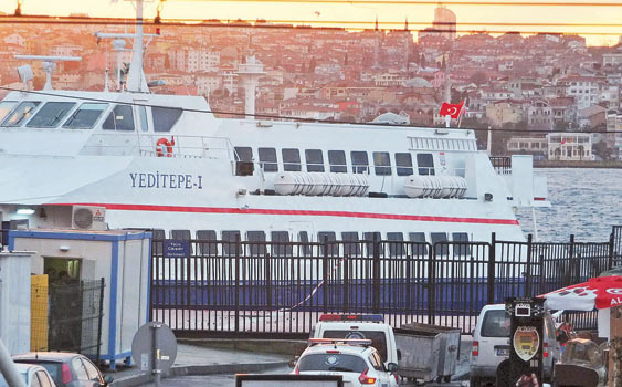 Çarpan gemi kılavuz kaptan almamış