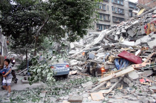 Çin&#039;de Ölü Sayısı 68 Bin...