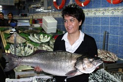 Balıkçıların Dev Levrek Sevinci