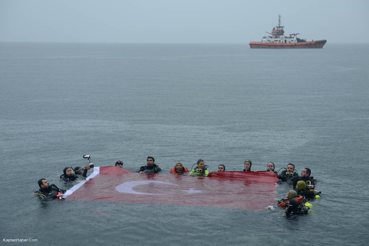 Halep Vapuru şehitleri anısına dalış