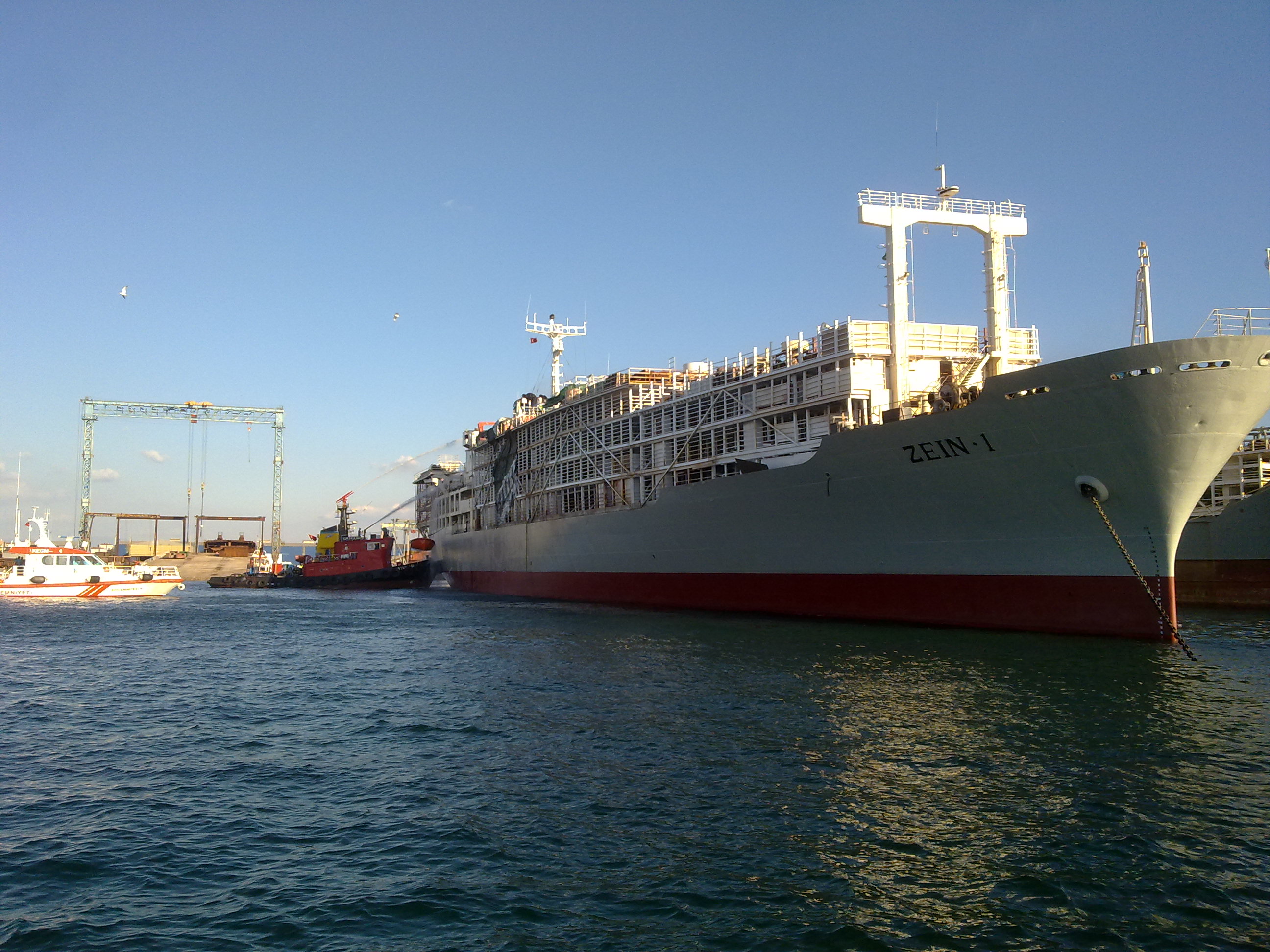 Tersanede Çıkan Yangının Fotoğrafları