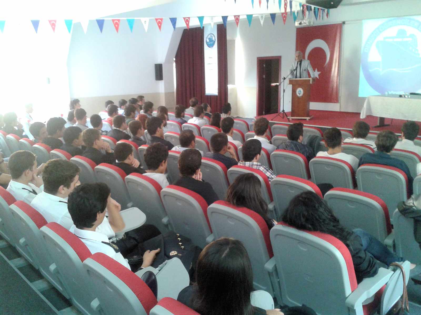 Denizci Öğrenciler Derneği Toplandı