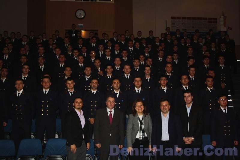 Dokuz Eylül Üniversitesi Denizcilik Fakültesi