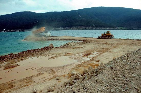 MNG'ye, Ya Temizle Ya Masrafı Öde