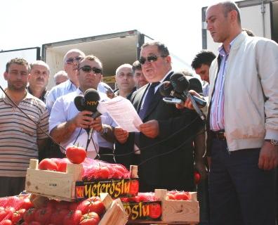 Trabzon Limanında Domatesli Protesto