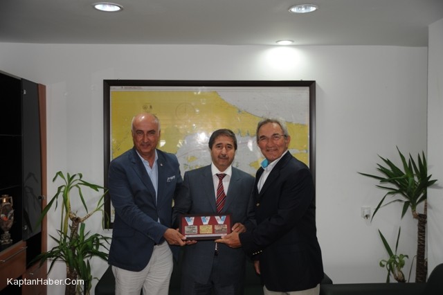 Milli Olimpiyat Komitesinden Kıyı Emniyeti'ne Ziyaret