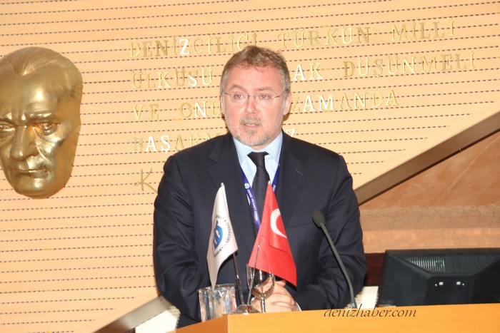 Prof. Atamer, DTO Meclsinde Tepki Çekti