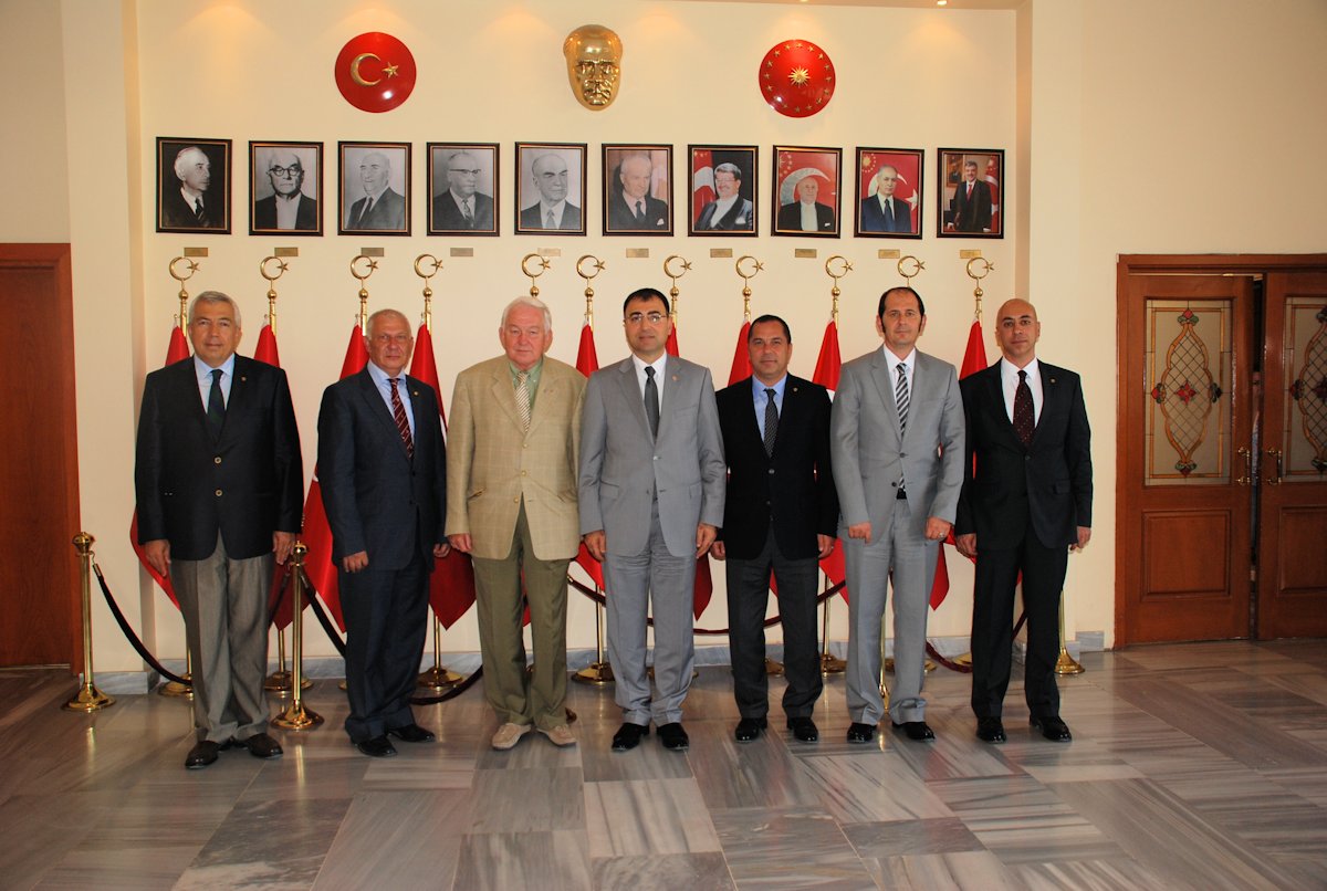 İzmir DTO'dan Vali Toprak'a Ziyaret