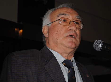 'Yazarımız Fatih Yılmaz'a Övgü'