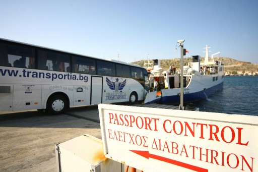 Komşu&#039;ya Ziyaret Aşkı Vize Dinlemiyor