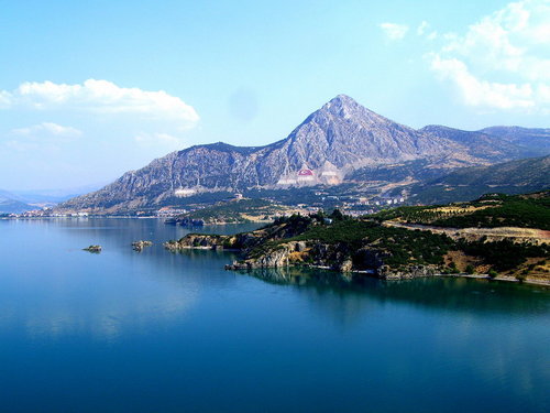 Eğirdir 500 Bin Euroya Kurtuldu