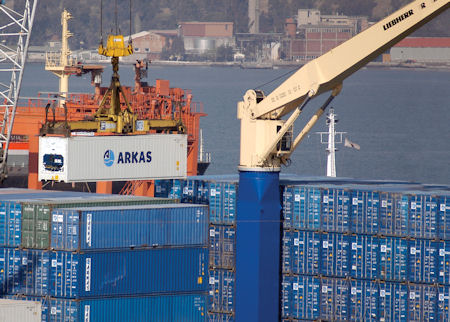 EMES Kanarya Adaları&#039;na Hat Açtı