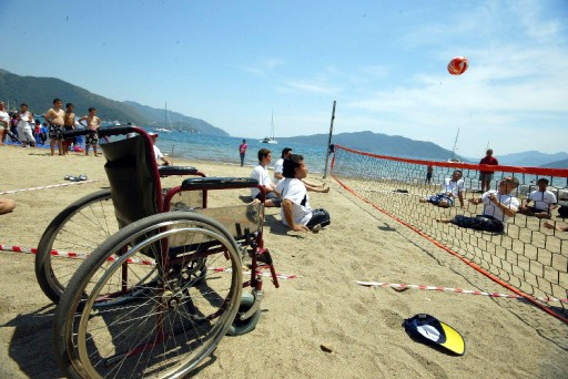 Engellilerden Plaj Voleybolu Gösterisi
