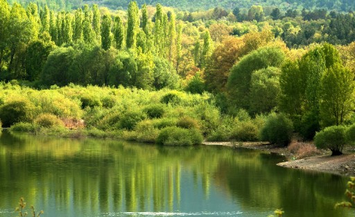 Enme Gölü Güzelliğiyle Büyülüyor