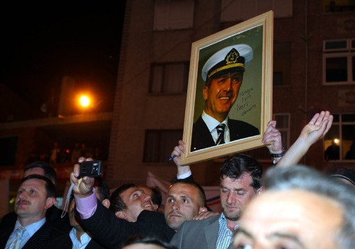 Erdoğan&#039;dan Kaptan Fotoğrafına İmza