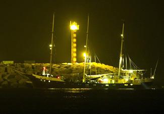 Estelle, İsrail&#039;in Aşdod Limanı&#039;na Yanaştı