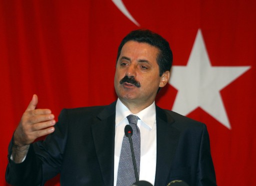 Çelik: &quot;Tuzla Rahatlatılmalı&quot;