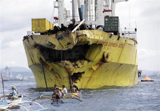 Filipinler'deki Feribot Faciasında 170 Kişi Kayıp