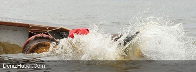 Tekne Alabora Oldu: 9 Kayıp