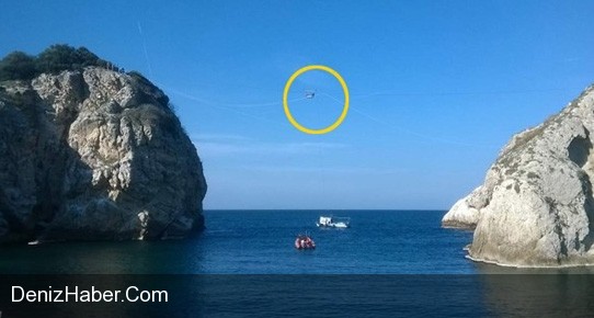 Denizin Üstnde 4 Saat Kurtarılmayı Beklediler