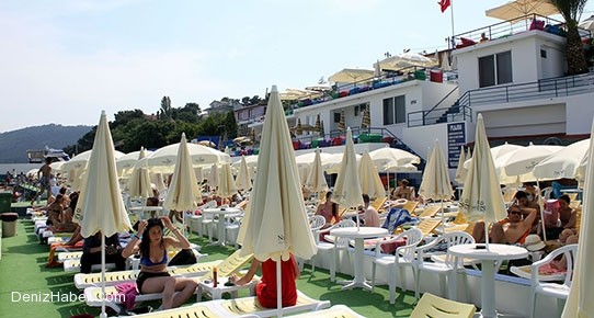 Büyükada&#039;daki Nakibey Plajı yıkılıyor