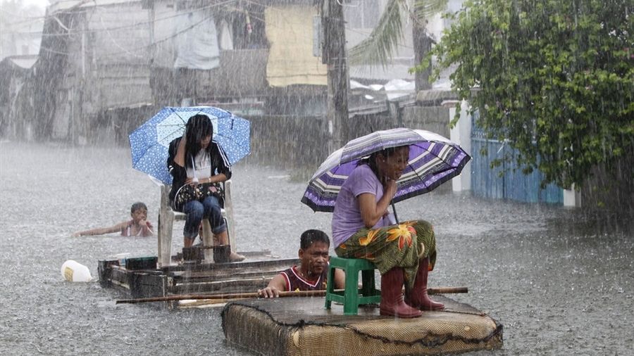 Haiyan Tayfunu Filipinler'i yerle bir etti