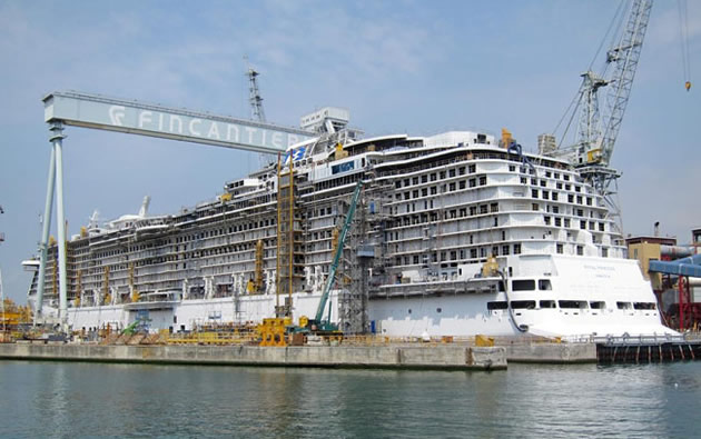 Süper Lüks Kruvaziyer Gemisi