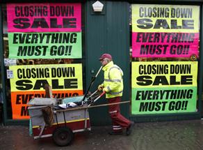 İngiltere Resesyona Girdiğini Kabul Etti