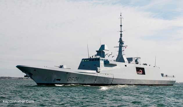 Fransa, Mısır&#039;a yeni fırkateynini teslim etti