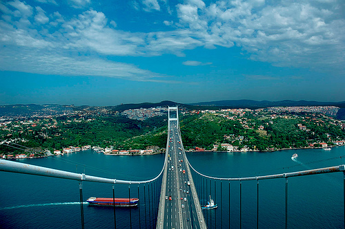 Köprüden Tren de Geçecek